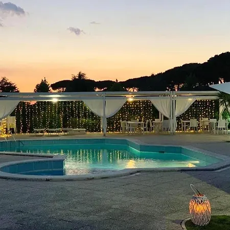 Peperosa And Events 3*